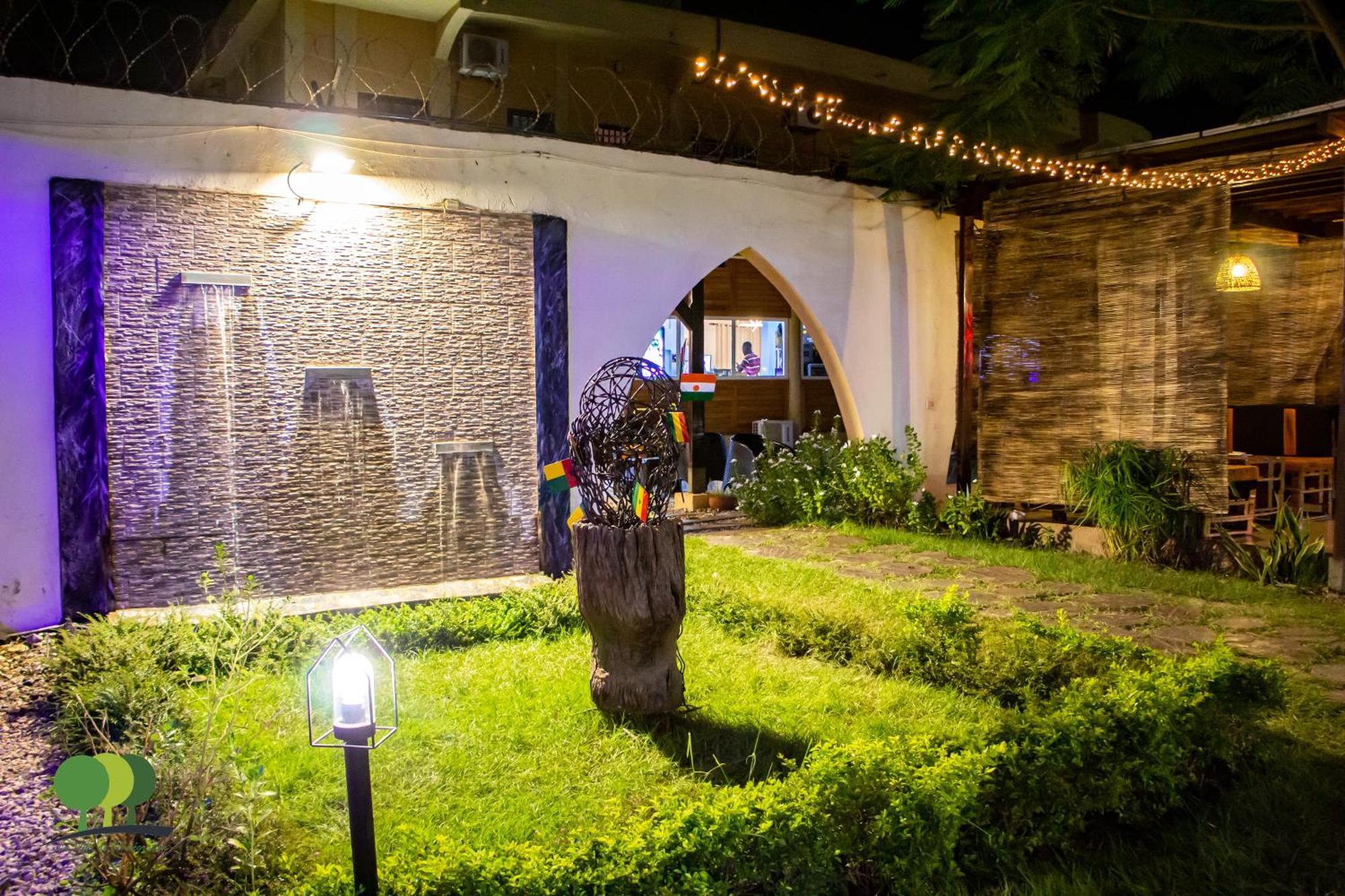Villa De L'Integration Uagadugú Exterior foto